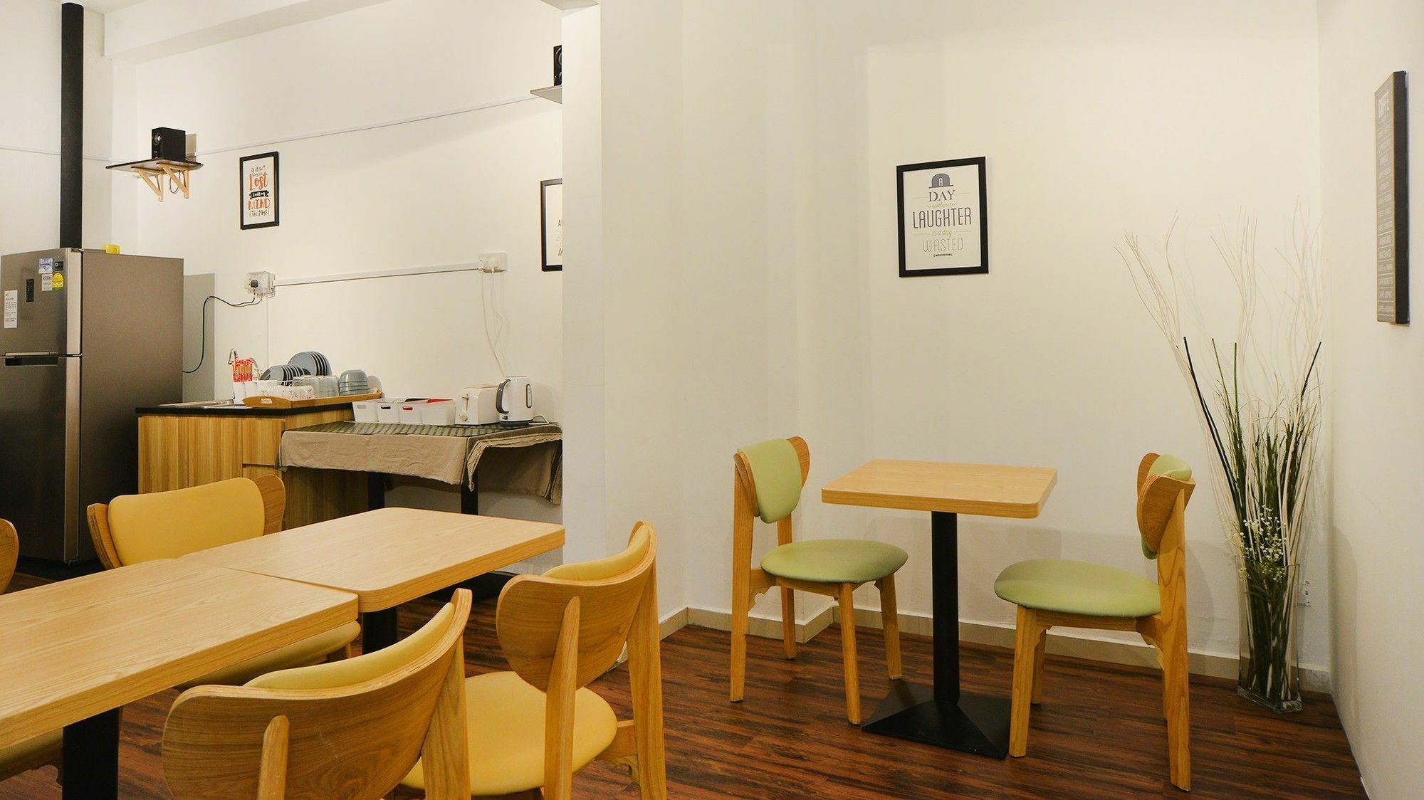 Zen Hostel Aljunied Singapura Exterior foto
